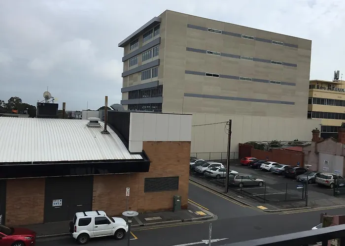 Adelaide Backpackers And Travellers Inn